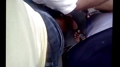 Un hombre rico videos de ancianas cogiendo se folla a una amante larguirucha con tacones de aguja.